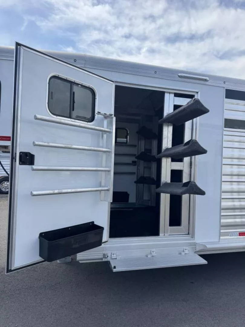 New 2026 Cimarron Lonestar 26' Stock Combo w/ Dual Man Doors