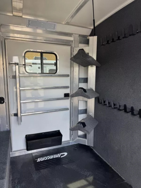 New 2026 Cimarron Lonestar 26' Stock Combo w/ Dual Man Doors