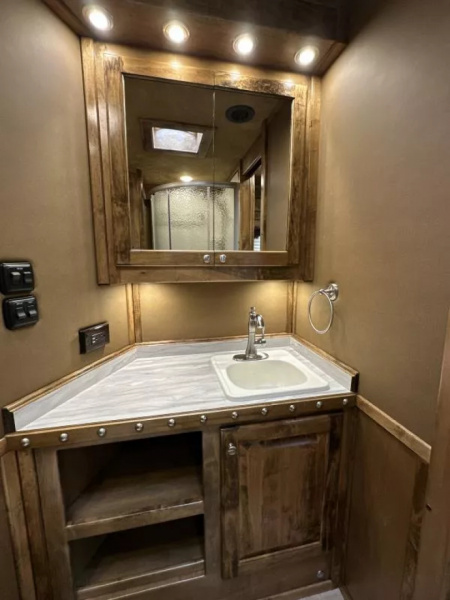 Used 2021 Cimarron Norstar 3 Horse with 15'6" Outlaw Conversions Living Quarter