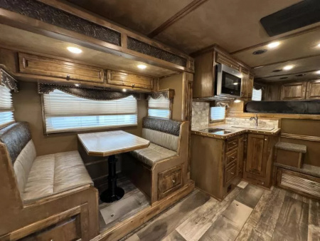 Used 2021 Cimarron Norstar 3 Horse with 15'6" Outlaw Conversions Living Quarter