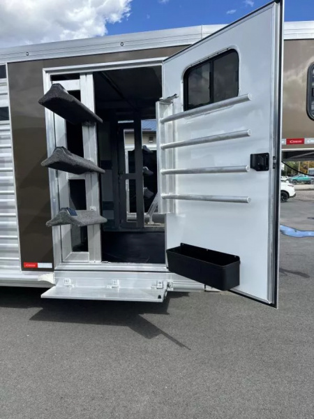 New 2026 Cimarron Lonestar 24' Stock Combo with Dual Man Doors