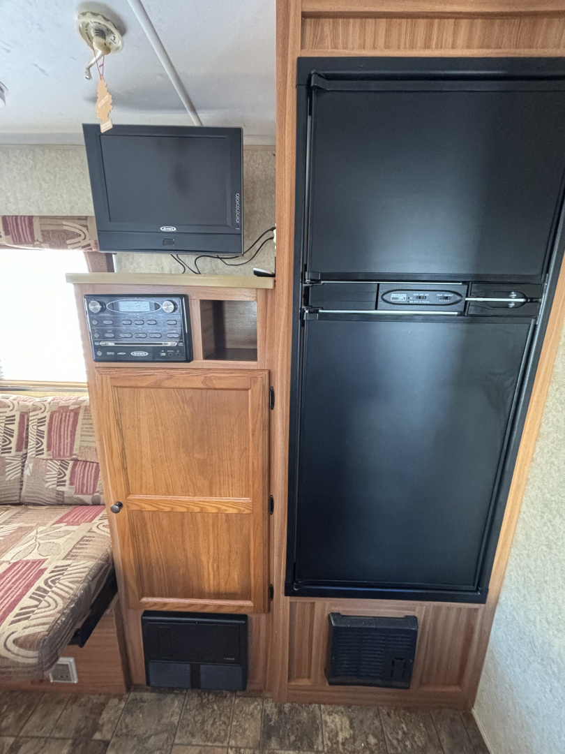 Used 2010 Dutchmen Mfg Aerolite Travel Trailer