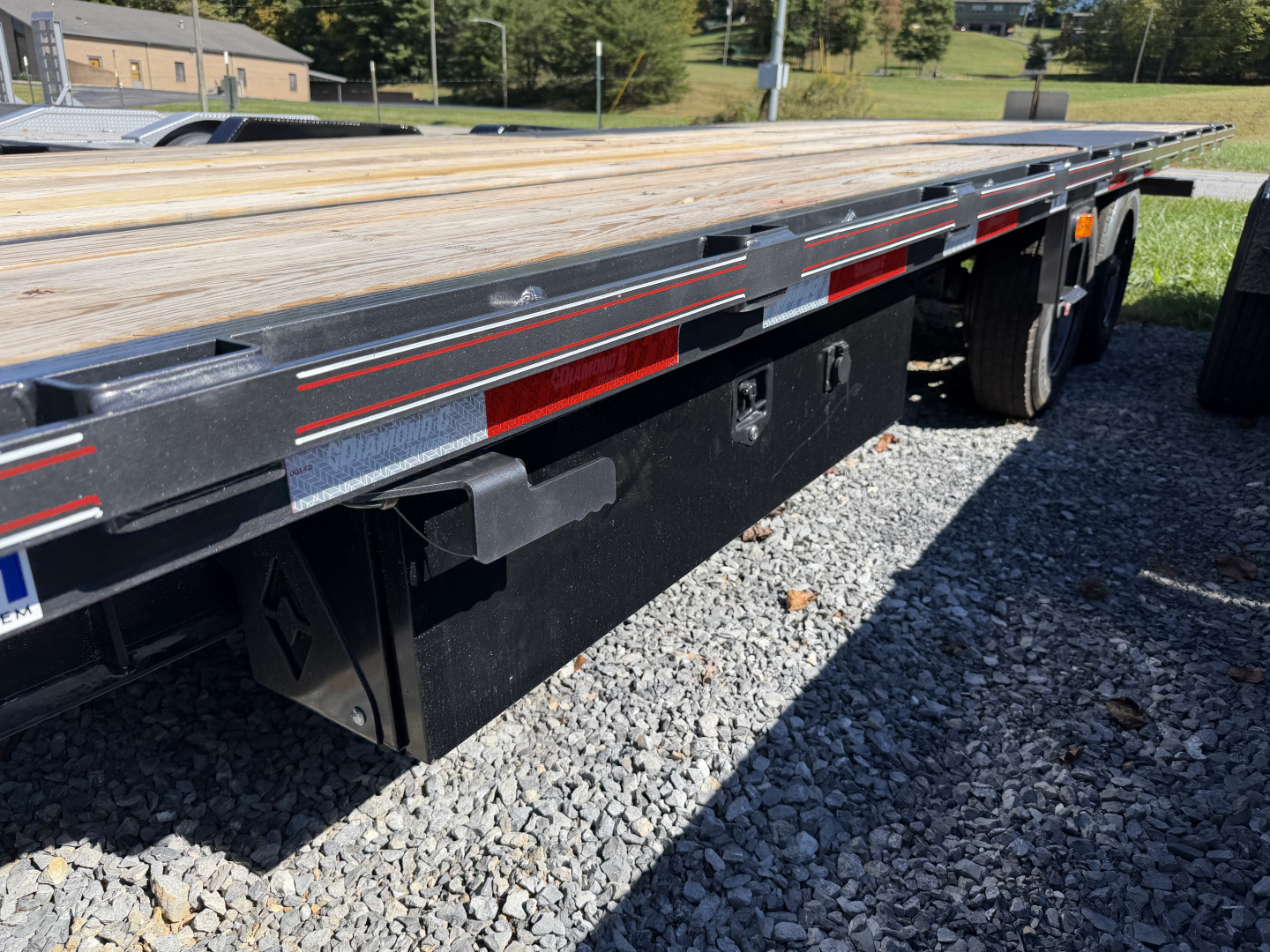 New 2026 Diamond C DET210 DECK OVER POWER TILT TRAILER 102” X24’ WIRELESS REMOTE HYDRO JACK