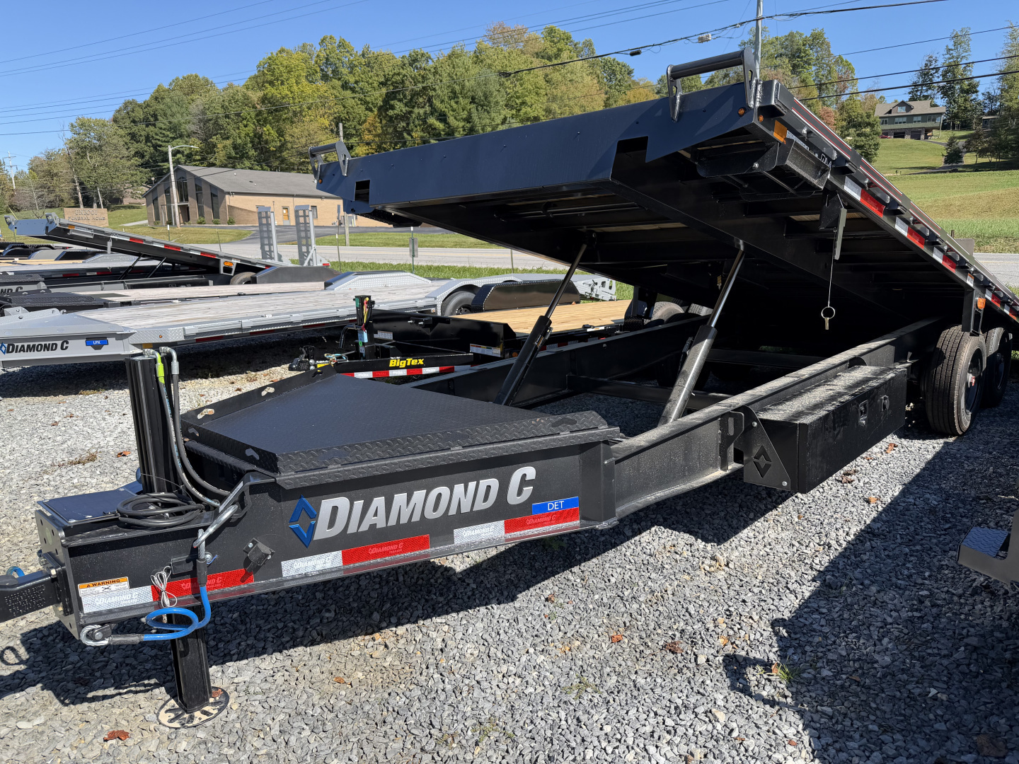 New 2026 Diamond C DET210 DECK OVER POWER TILT TRAILER 102” X24’ WIRELESS REMOTE HYDRO JACK