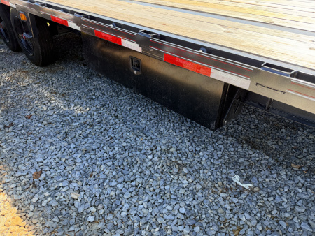 New 2026 Diamond C DET210 DECK OVER POWER TILT TRAILER 102” X24’ WIRELESS REMOTE HYDRO JACK