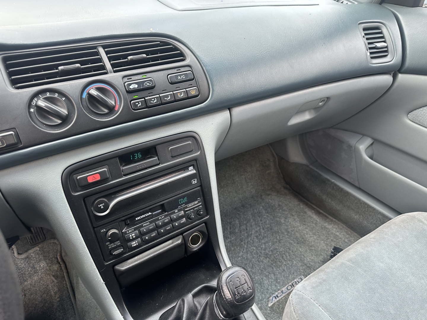 Used 1995 Honda Accord Car