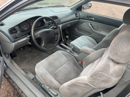 Used 1995 Honda Accord Car