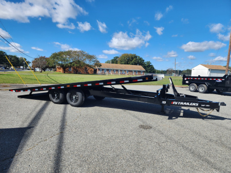 New 2026 PJ Trailers 22ft T8 14K Tilt Tilt Trailer