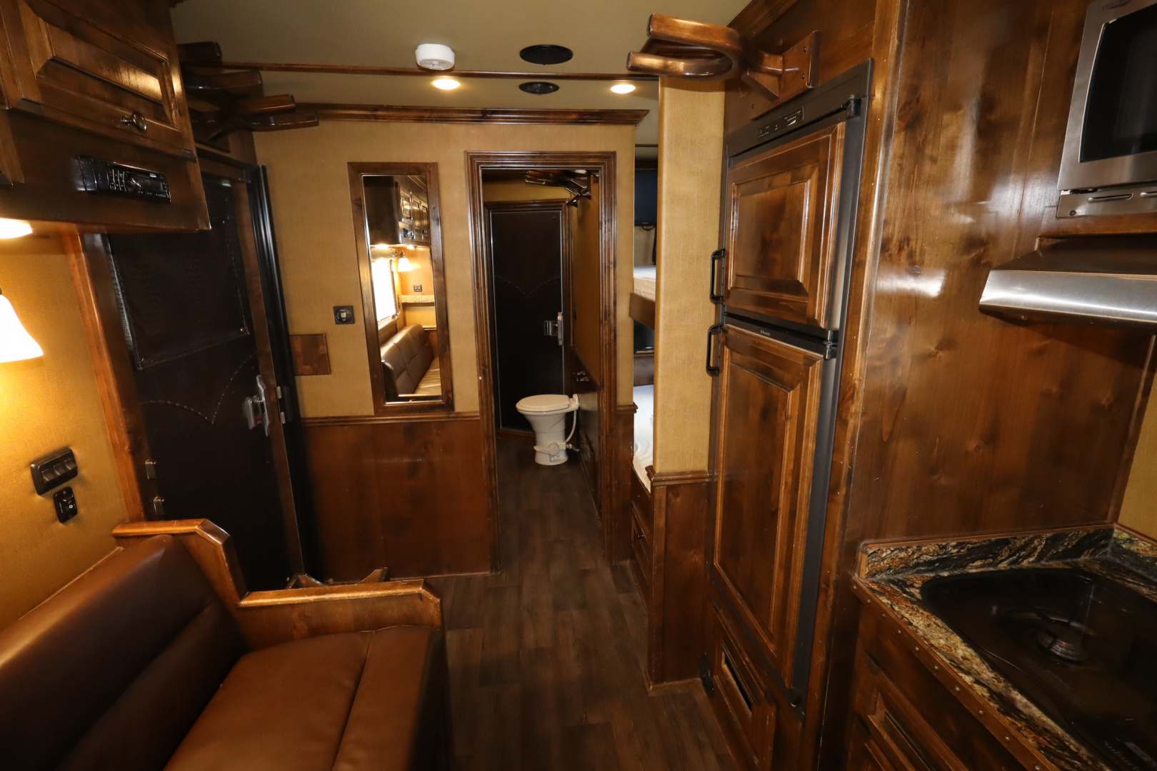 Used 2015 Platinum 4 Horse LQ W/Bunkbeds Horse Trailer