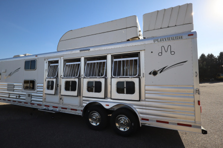 Used 2015 Platinum 4 Horse LQ W/Bunkbeds Horse Trailer