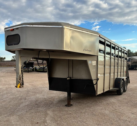 Used 2000 Titan Trailer challenger Stock / Stock Combo Trailer