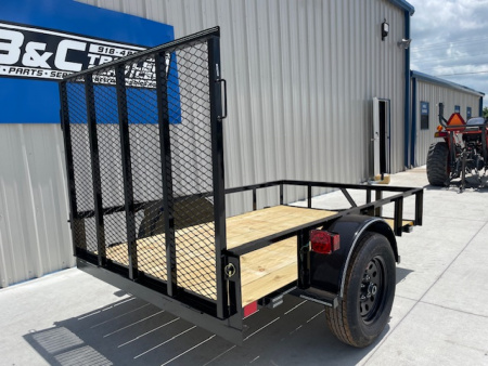 New 2026 DAVIDSON 5X8 SINGLE AXLE UTILITY W/ 4' GATE