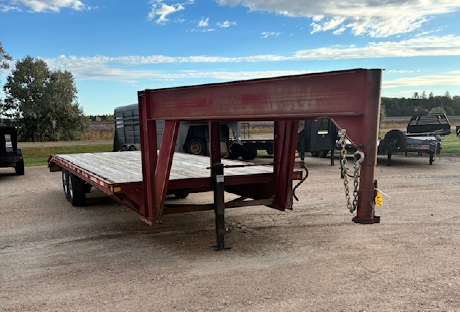 Used 1992 Titan Trailer Flatbed Deckover Trailer