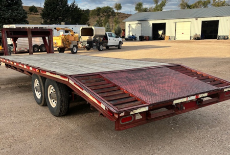 Used 1992 Titan Trailer Flatbed Deckover Trailer