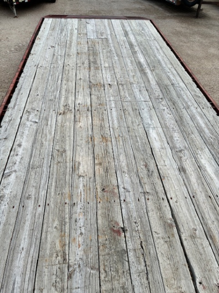 Used 1992 Titan Trailer Flatbed Deckover Trailer