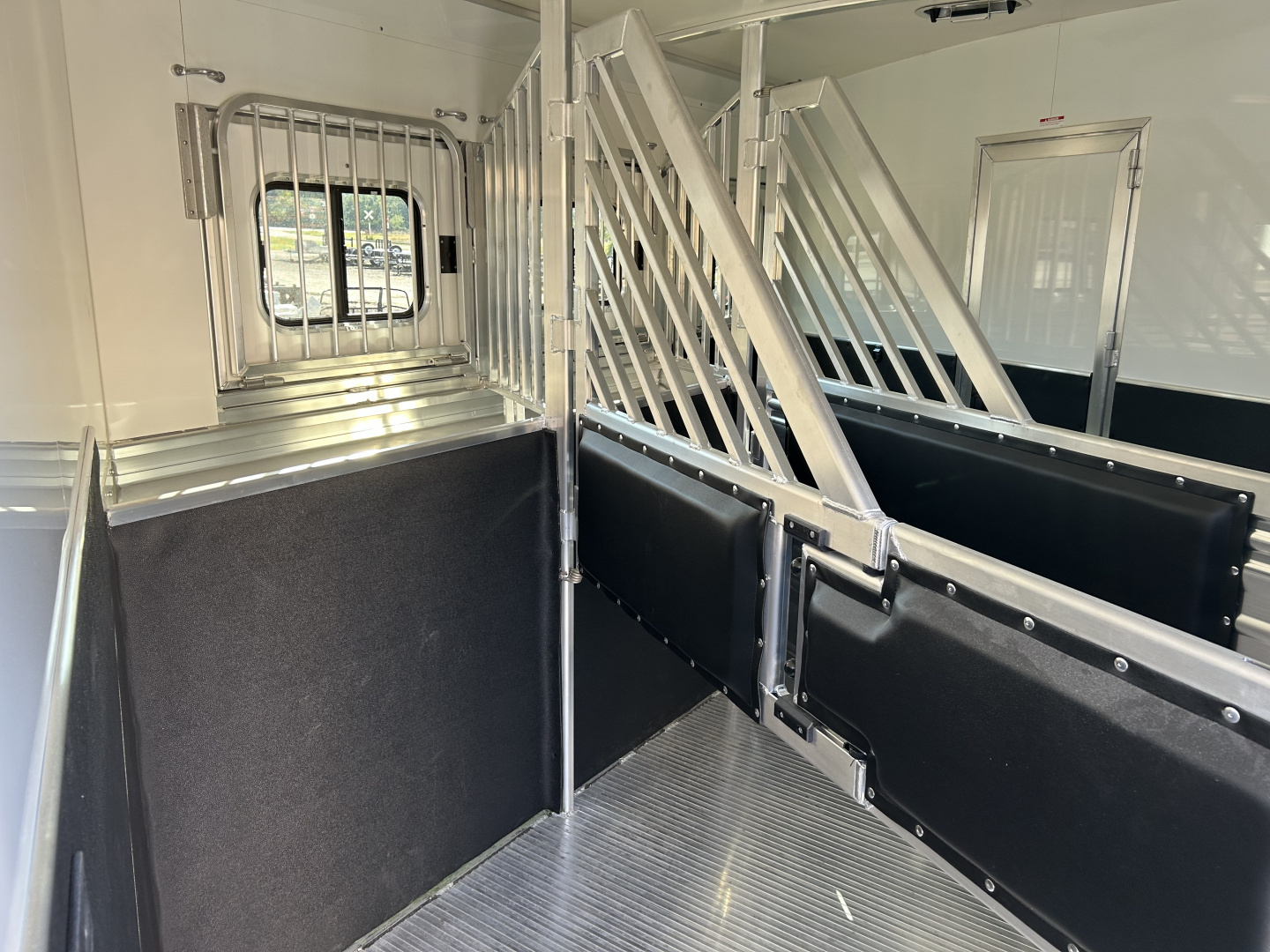 New 2026 Cimarron Norstar 3 Horse LQ