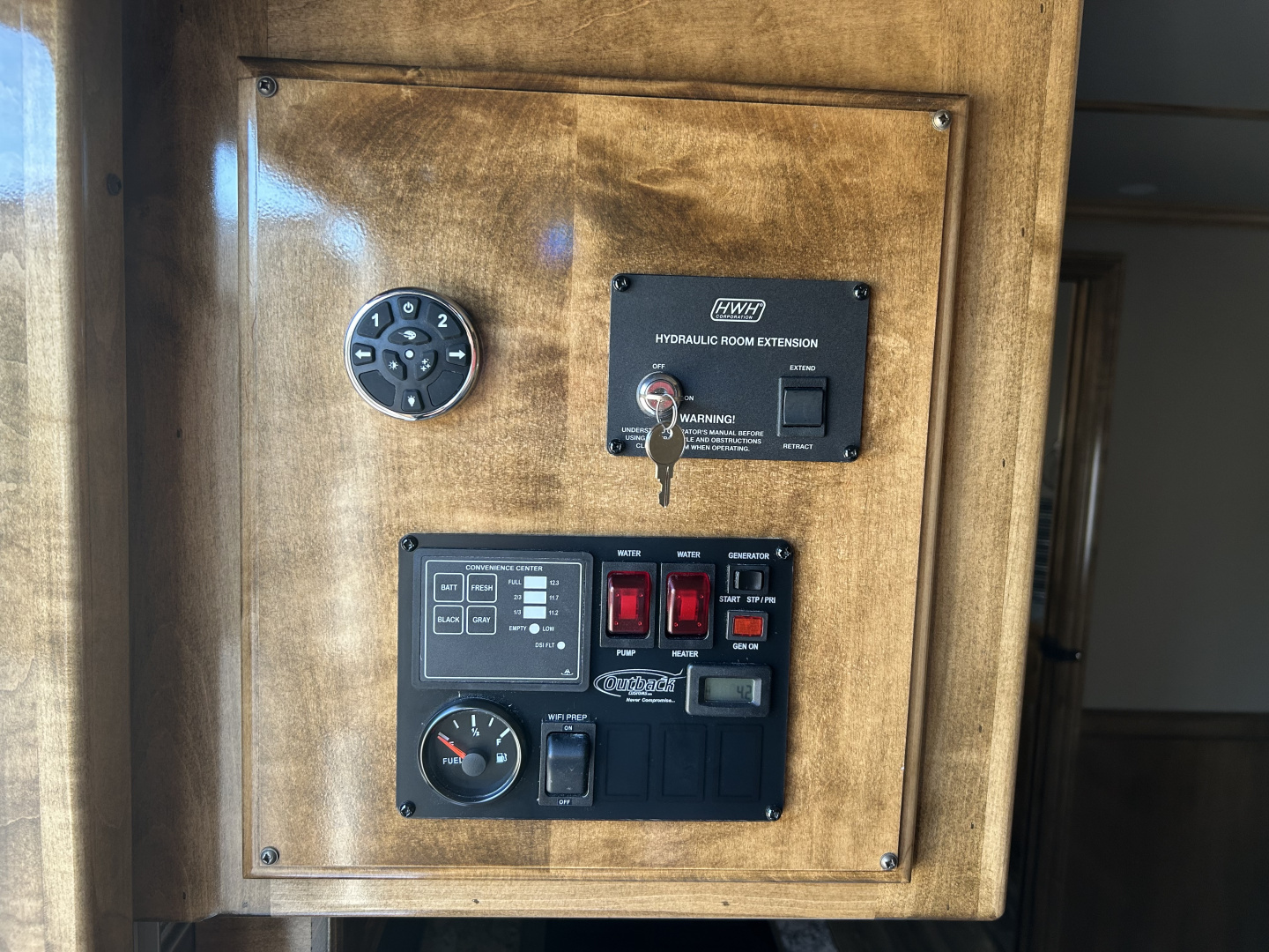 New 2026 Cimarron Norstar 3 Horse LQ