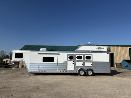 New 2026 Cimarron Norstar 3 Horse LQ