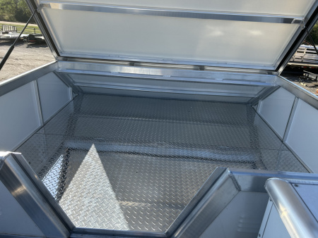 New 2026 Cimarron Norstar 3 Horse LQ