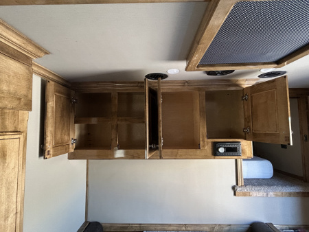 New 2026 Cimarron Norstar 3 Horse LQ