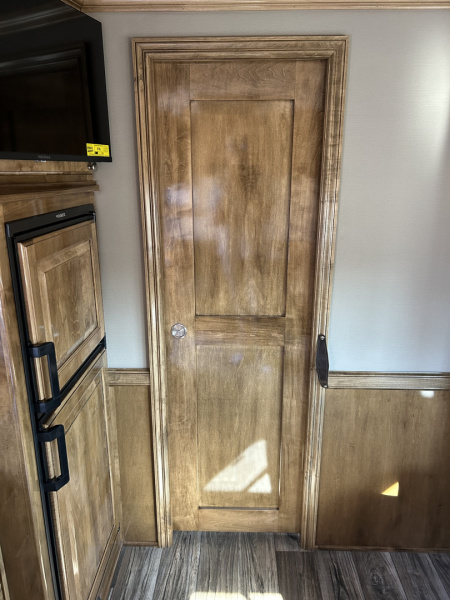 New 2026 Cimarron Norstar 3 Horse LQ