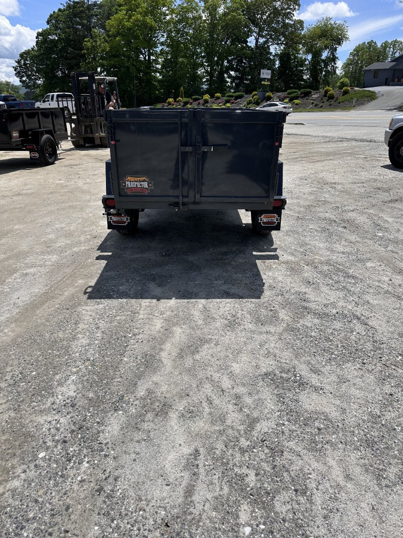 New 2025 Covered Wagon Trailers 4x8x2x3 Dump Trailer / 4x8 / 2' Side / 3500# axle / 2,000# Payload Capacity/ 1,000# Dump Capacity / Manual Hydraulic Pump