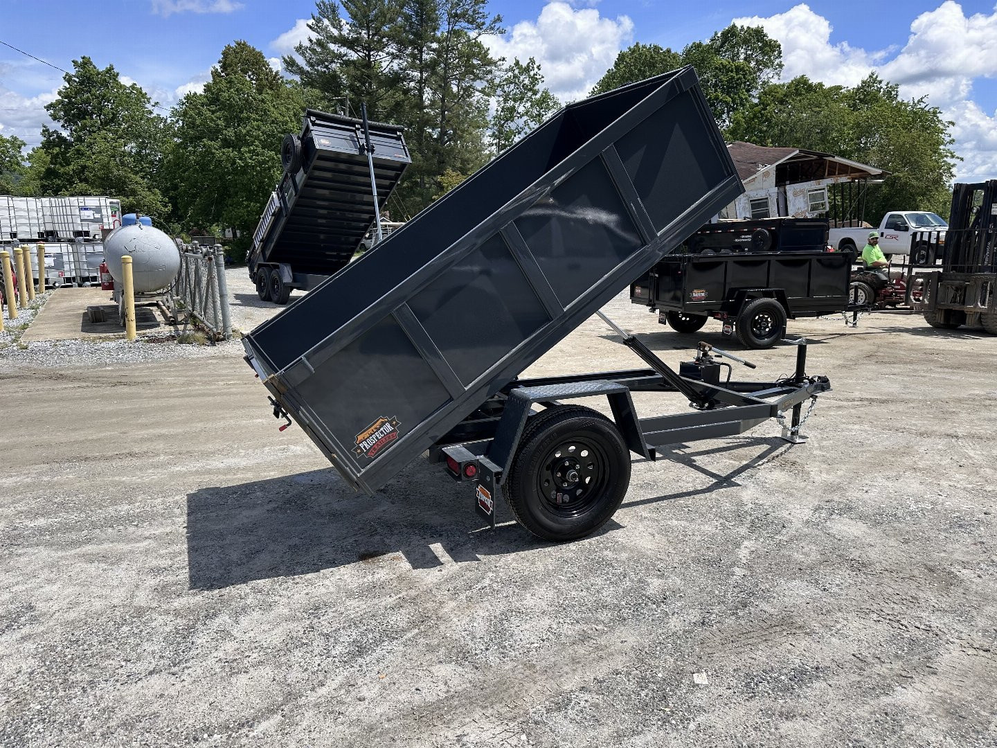 New 2025 Covered Wagon Trailers 4x8x2x3 Dump Trailer / 4x8 / 2' Side / 3500# axle / 2,000# Payload Capacity/ 1,000# Dump Capacity / Manual Hydraulic Pump