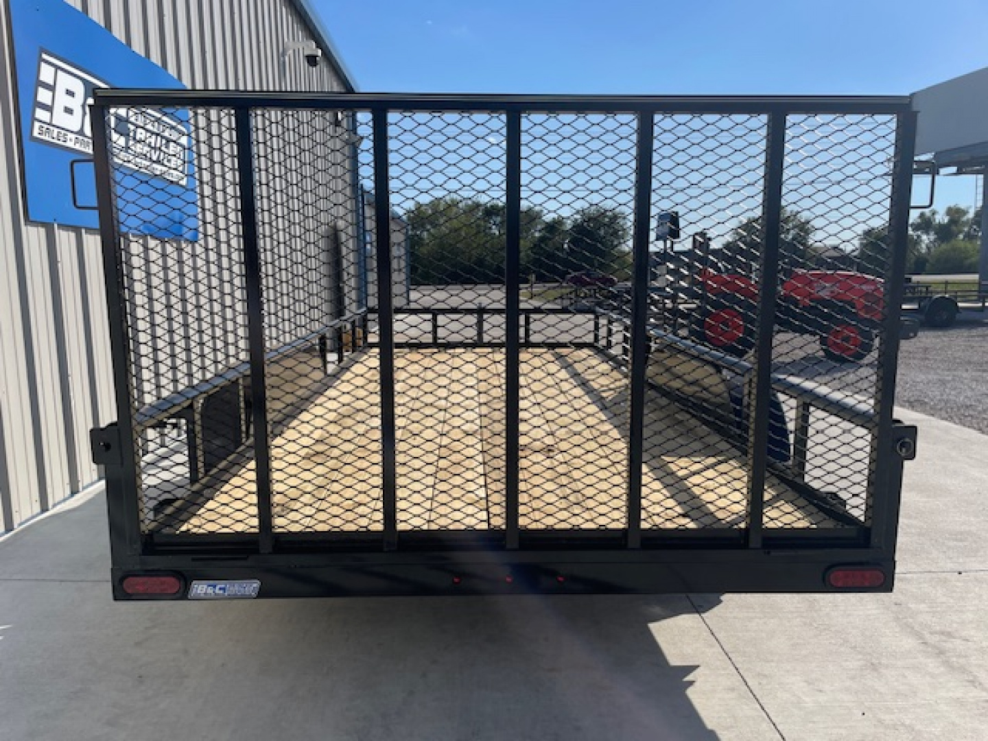 New 2026 DAVIDSON 83X16 PIPE TOP UTILITY ,TANDEM 5200lb AXLES, 1 BRAKE AXLE, GVWR 9900lbs W/4' GATE