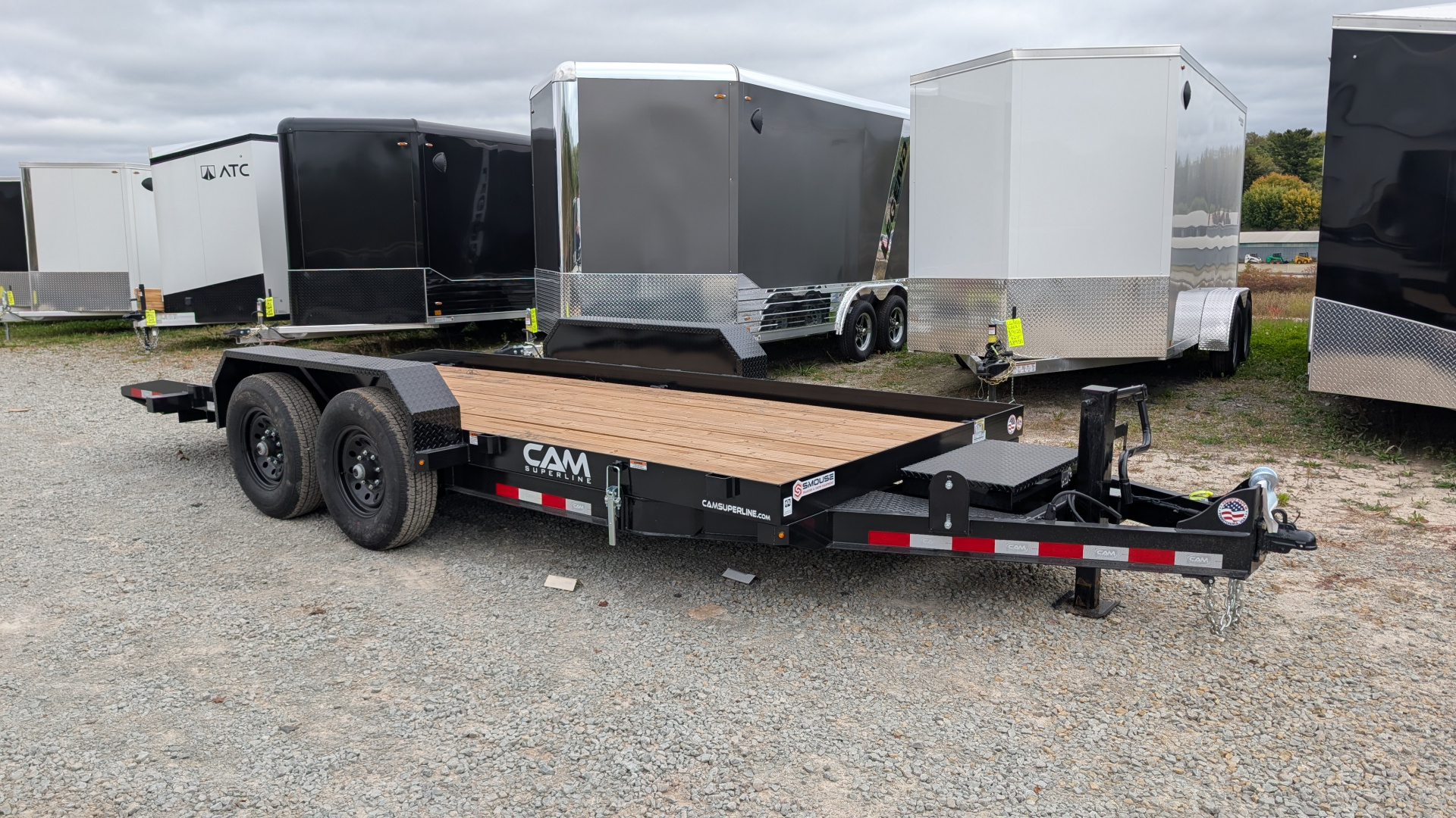 New 2025 CAM Superline 18' Lo Pro Full Tilt Equipment Trailer (7K AXLES)