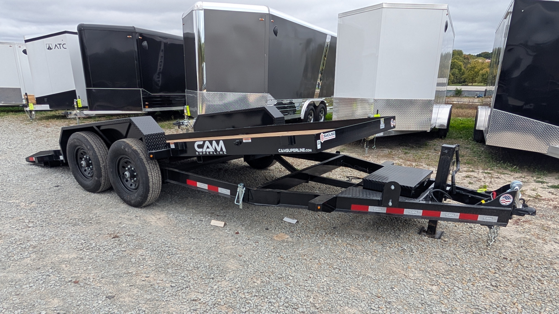 New 2025 CAM Superline 18' Lo Pro Full Tilt Equipment Trailer (7K AXLES)