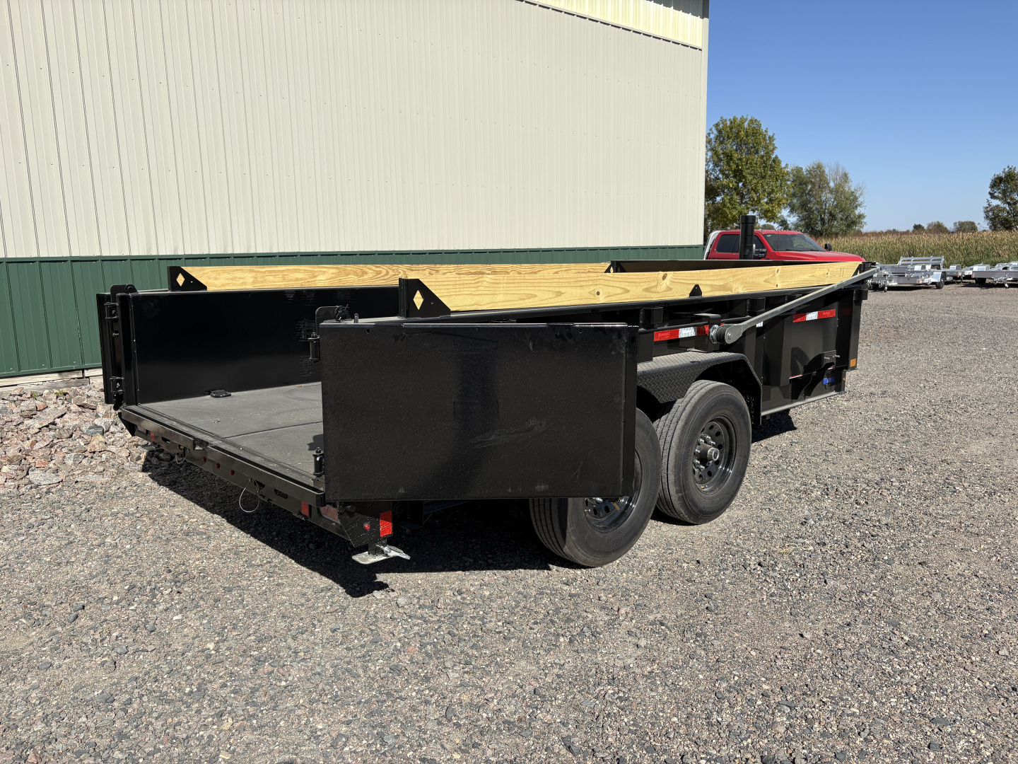 New 2026 14' 14k Diamond C Low Pro Telescopic Dump Trailer