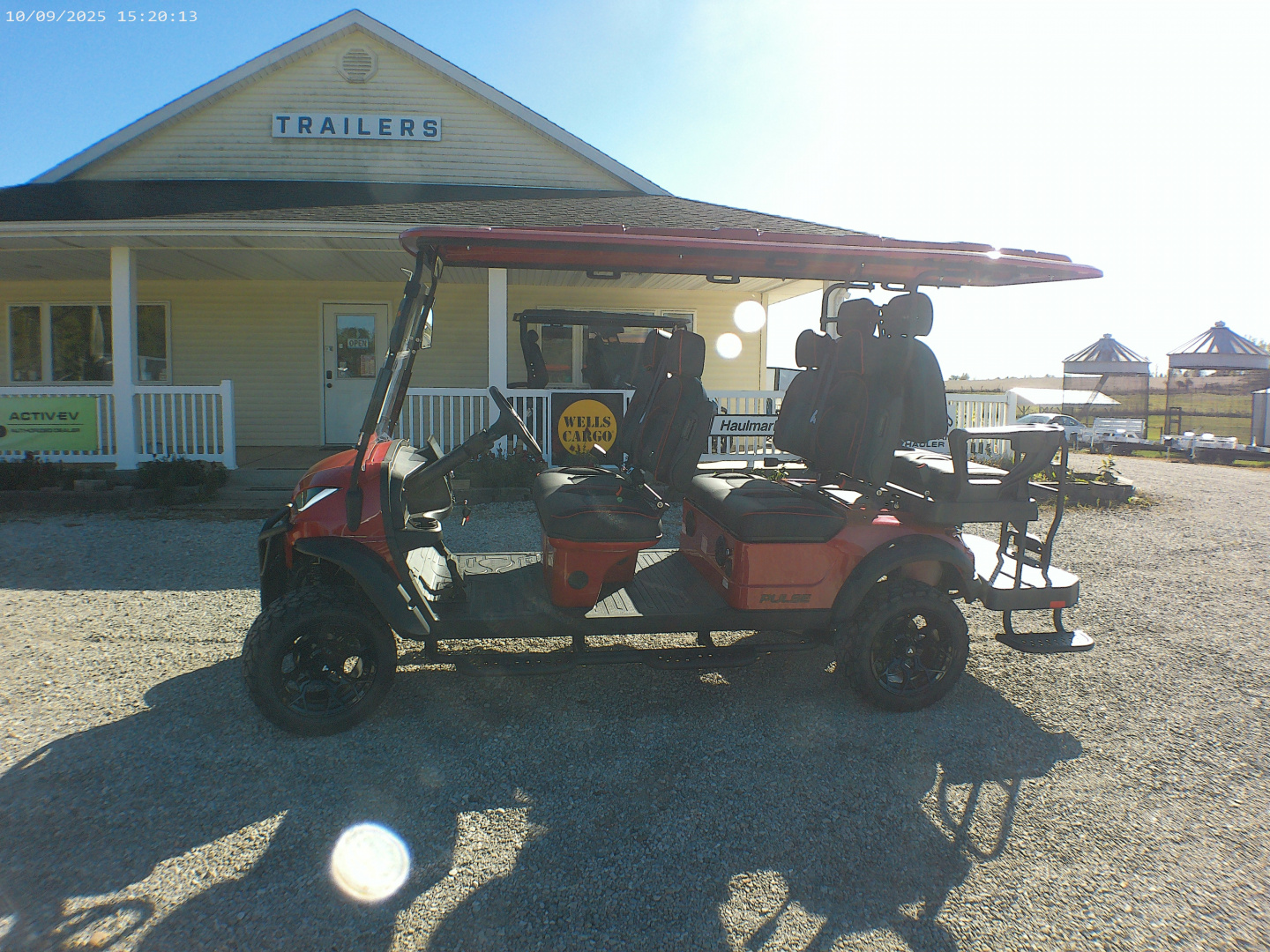 New 2026 ActivEV Pulse 6P Lifted Golf Cart