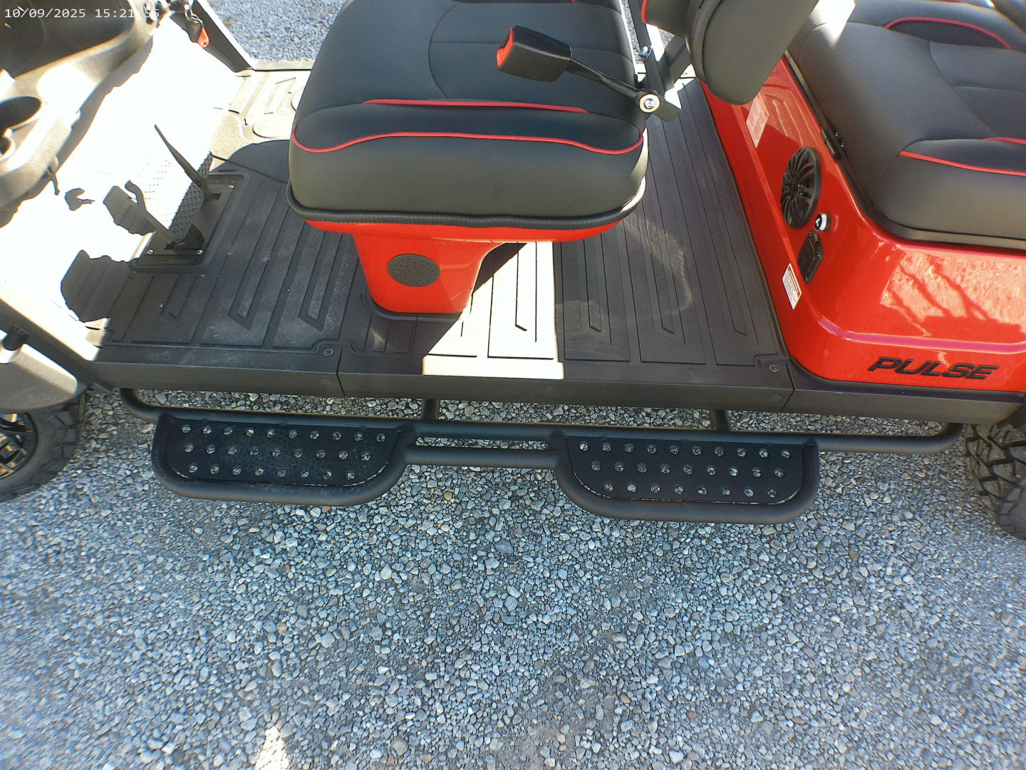 New 2026 ActivEV Pulse 6P Lifted Golf Cart