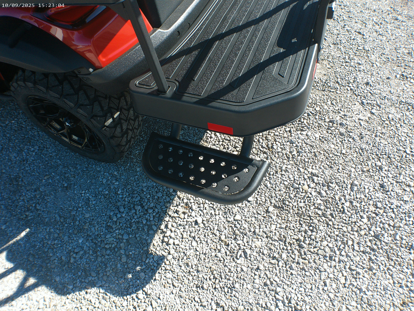 New 2026 ActivEV Pulse 6P Lifted Golf Cart