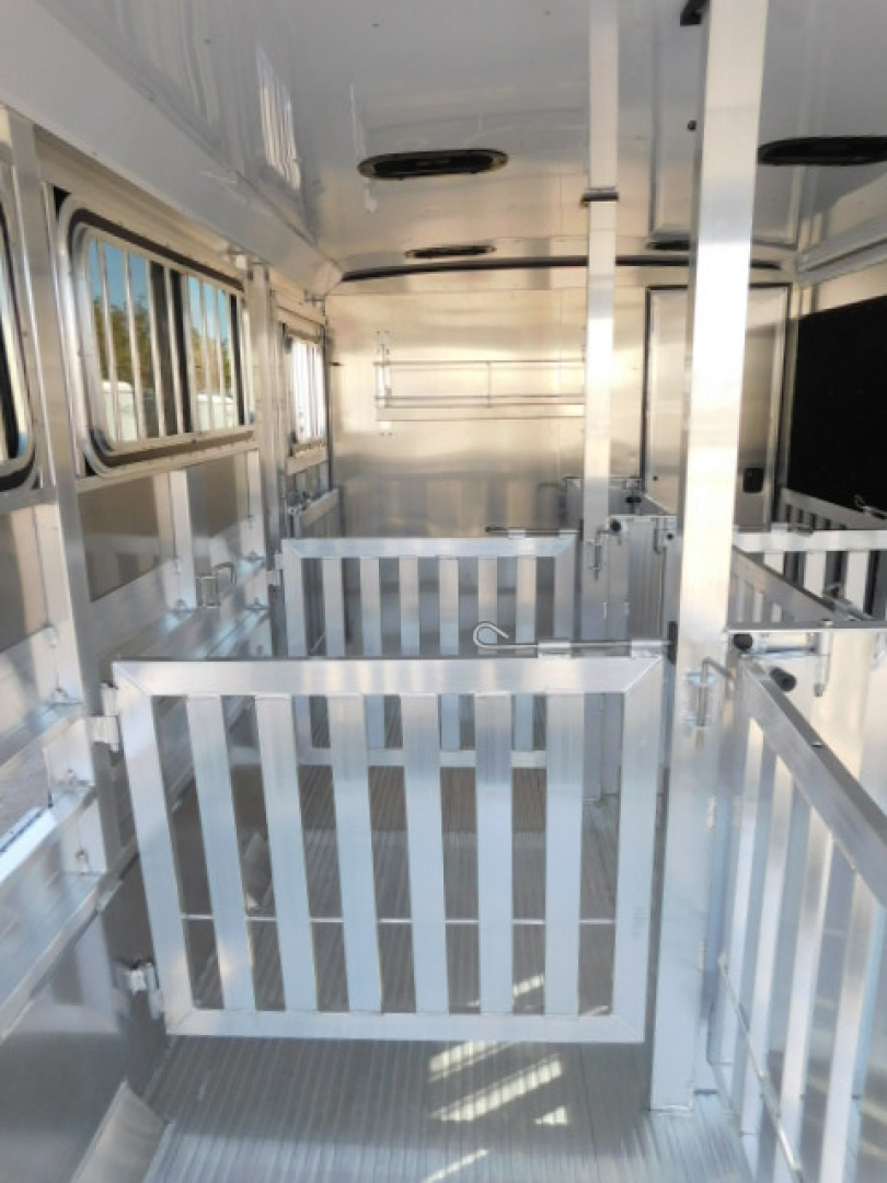 New 2026 Exiss Trailers Exhibitor 716W 6 Pen Stock Combo Trailer