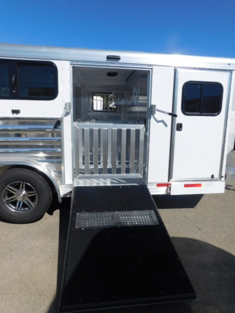 New 2026 Exiss Trailers Exhibitor 716W 6 Pen Stock Combo Trailer