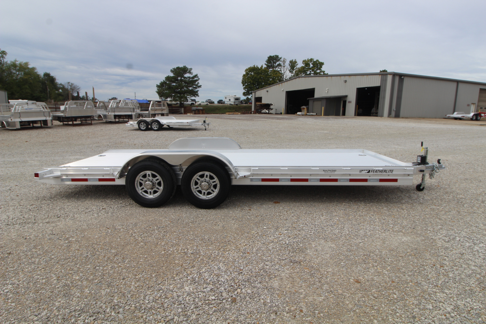 New 2026 Featherlite Trailers 3110-0020 Car / Racing Trailer