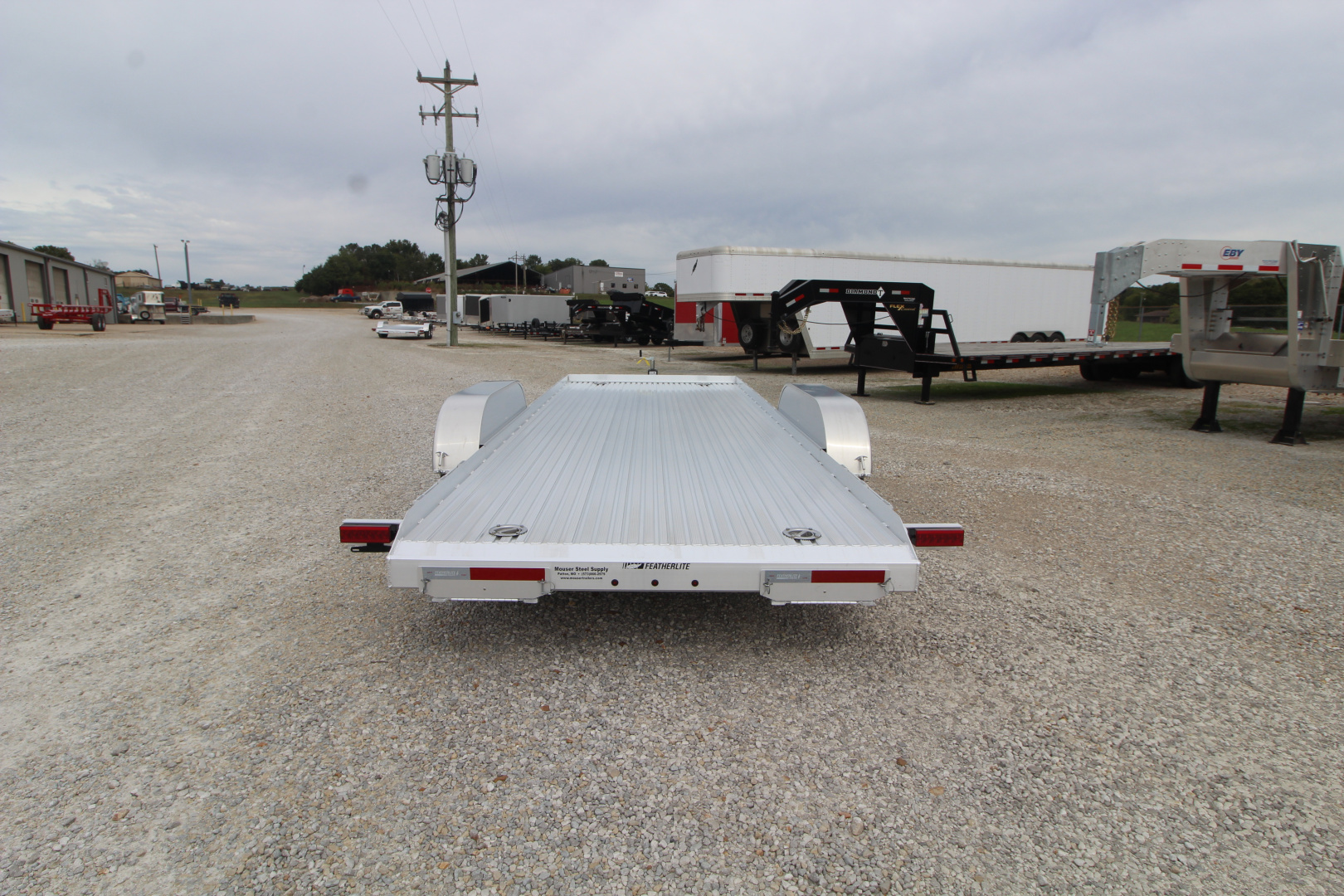 New 2026 Featherlite Trailers 3110-0020 Car / Racing Trailer