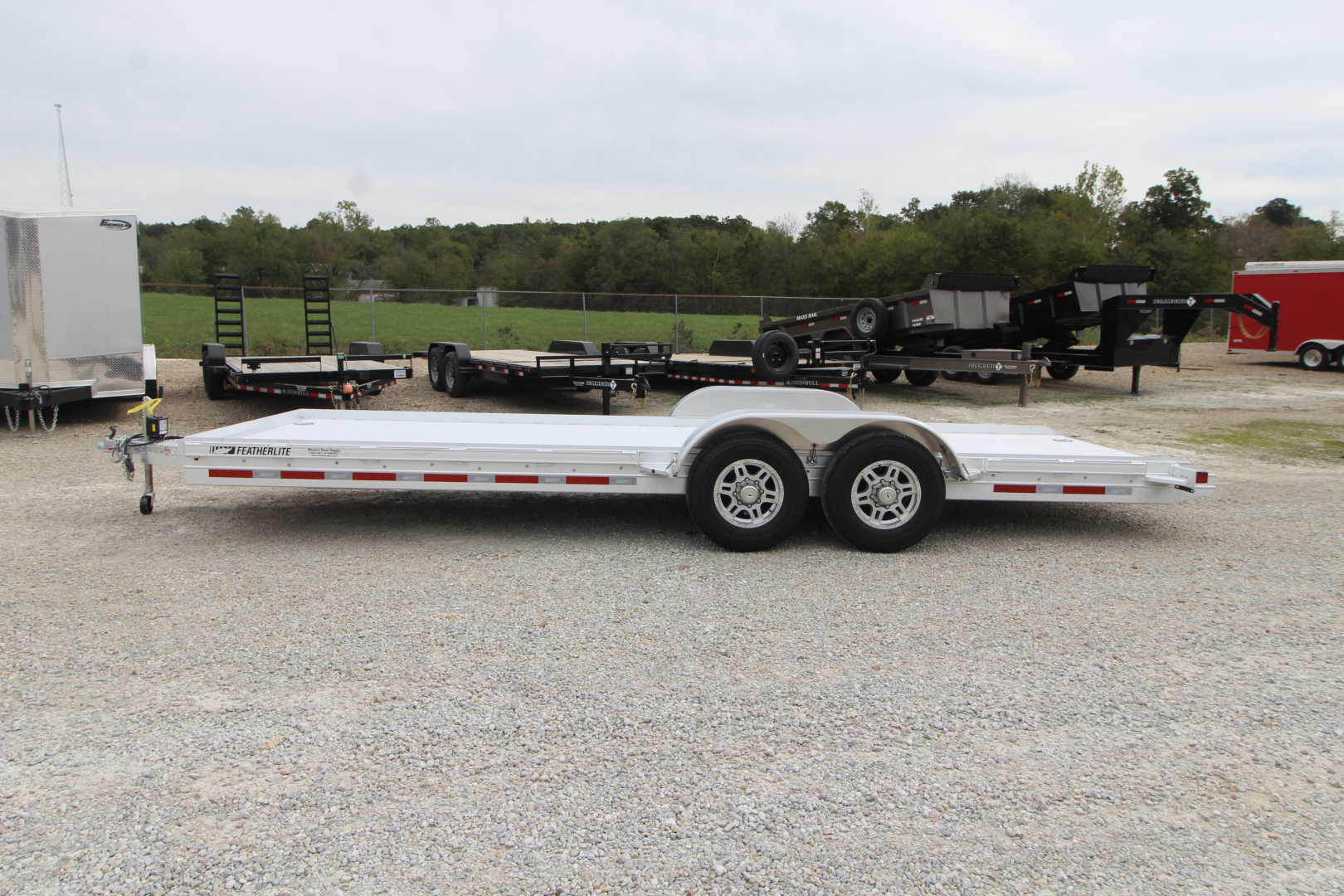 New 2026 Featherlite Trailers 3110-0022 Car / Racing Trailer