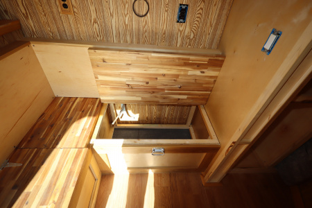 Used 2001 Elite Trailers 3 Horse Weekender Horse Trailer