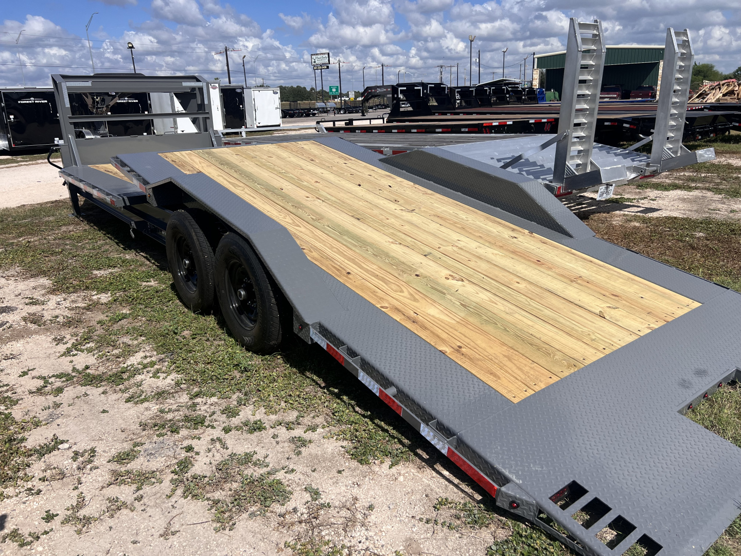 New 2026 Delco Trailers 102x26ft Gooseneck Tilt Equipment Trailer