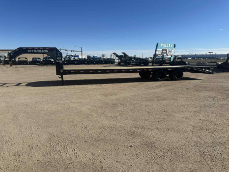 New 2026 PJ 32' Low-Pro Flatedeck with Duals (LD) Gooseneck (12k)