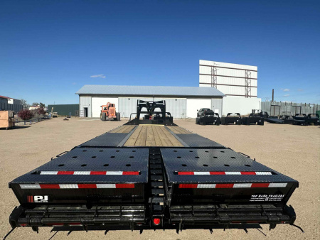 New 2026 PJ 25' Low-Pro Flatdeck with Duals (LD) Gooseneck (10k)