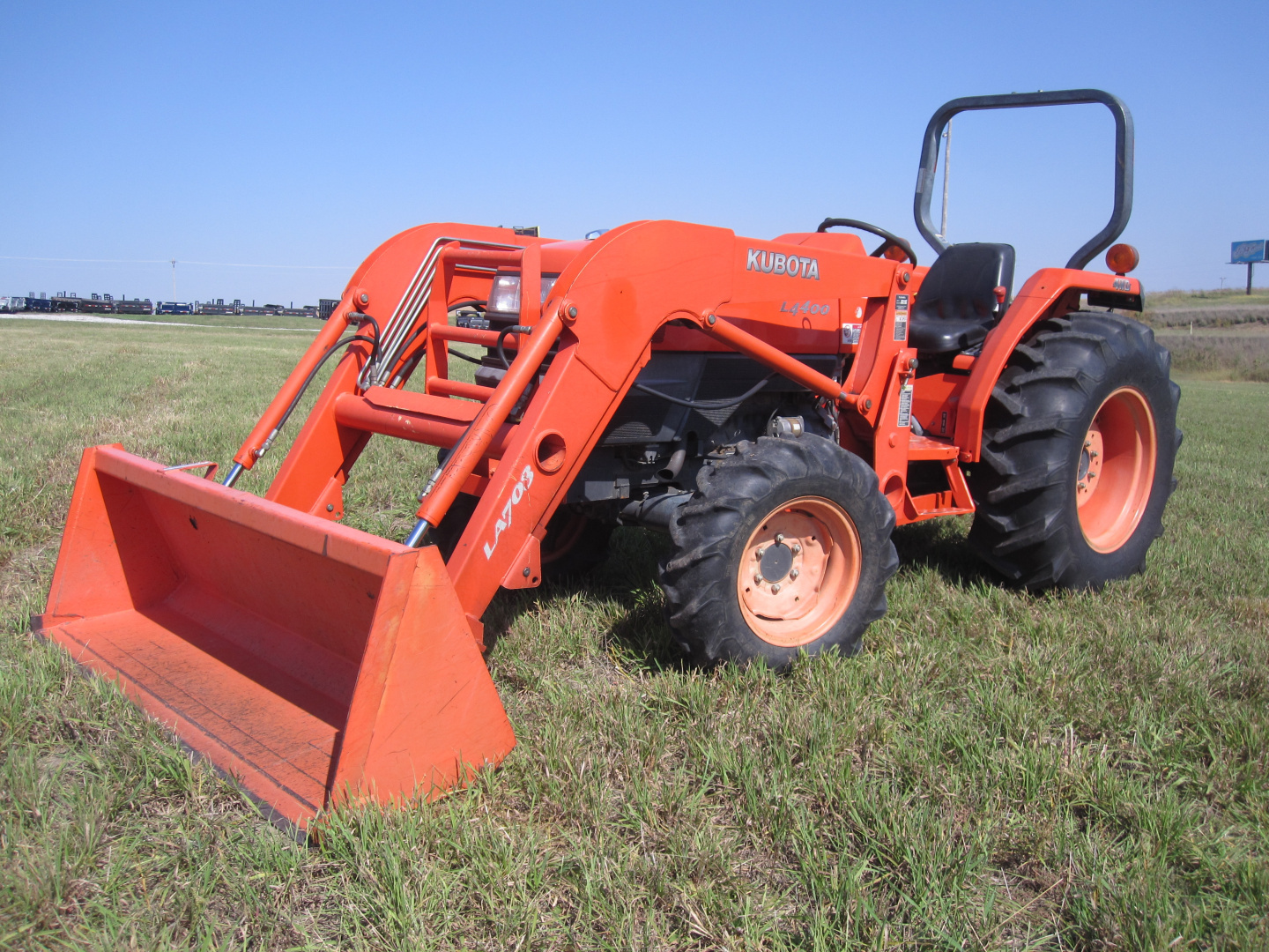 Used 2007 Kubota L4400DT 4WD Pre-Emissions Loader Tractor