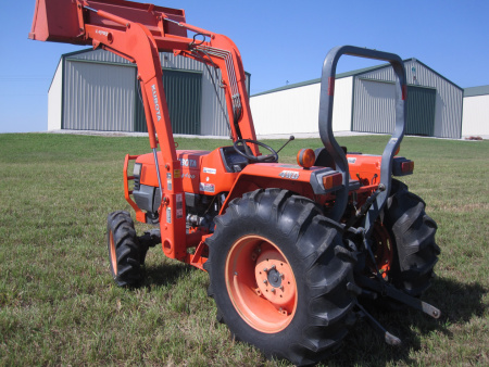Used 2007 Kubota L4400DT 4WD Pre-Emissions Loader Tractor
