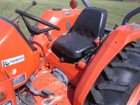 Used 2007 Kubota L4400DT 4WD Pre-Emissions Loader Tractor