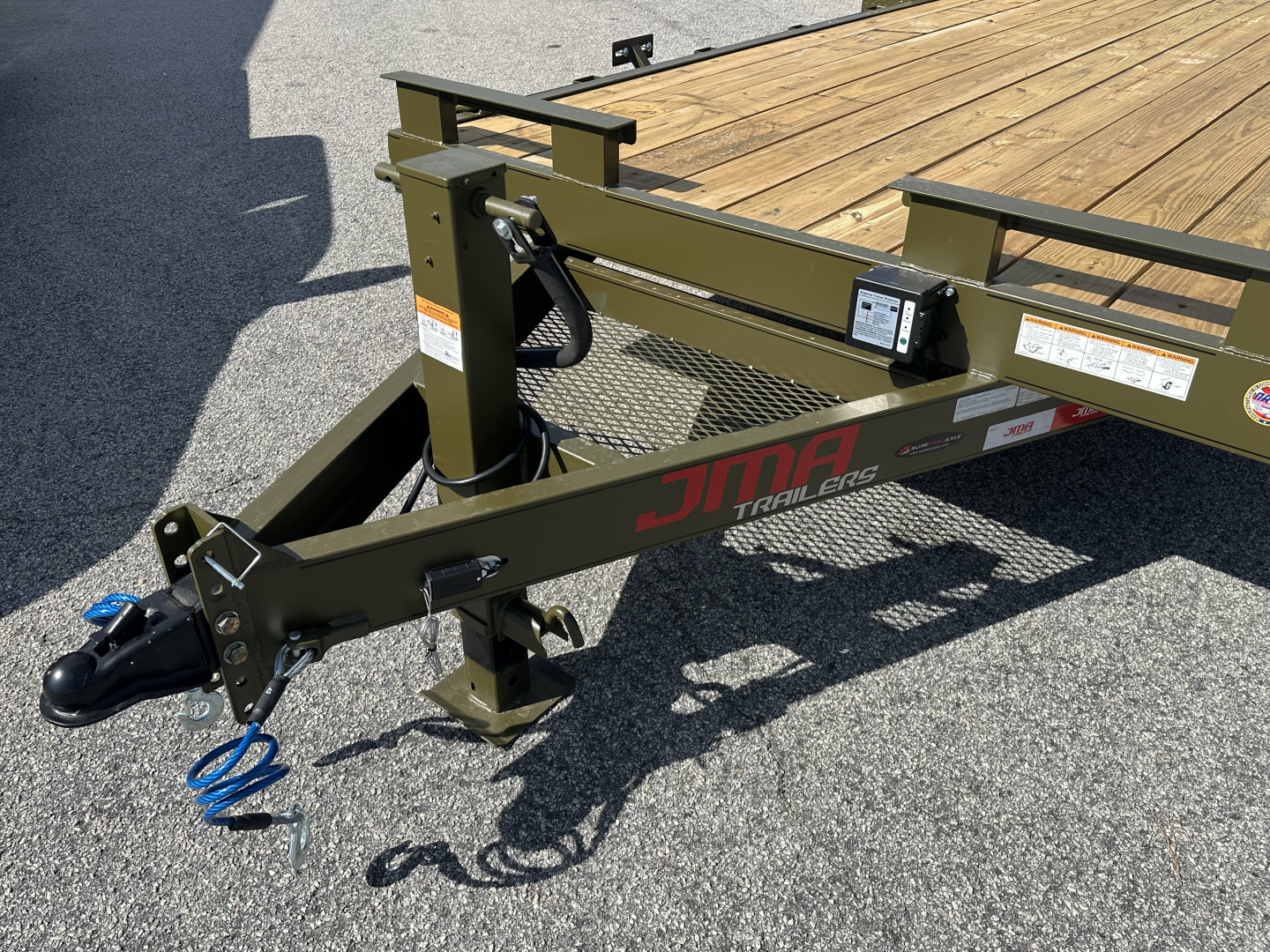 New 2025 82X20 14K EQUIPMENT HAULER WITH MESH CHAIN BOX AND RUB RAIL/CUSTOM WHEELS