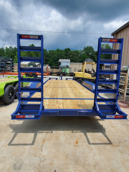 New 2025 82X20 14K EQUIPMENT HAULER WITH MESH CHAIN BOX AND RUB RAIL/CUSTOM WHEELS