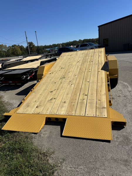 New 2025 JOBSITE 17K 22' TILT EQUIPMENT TRAILER