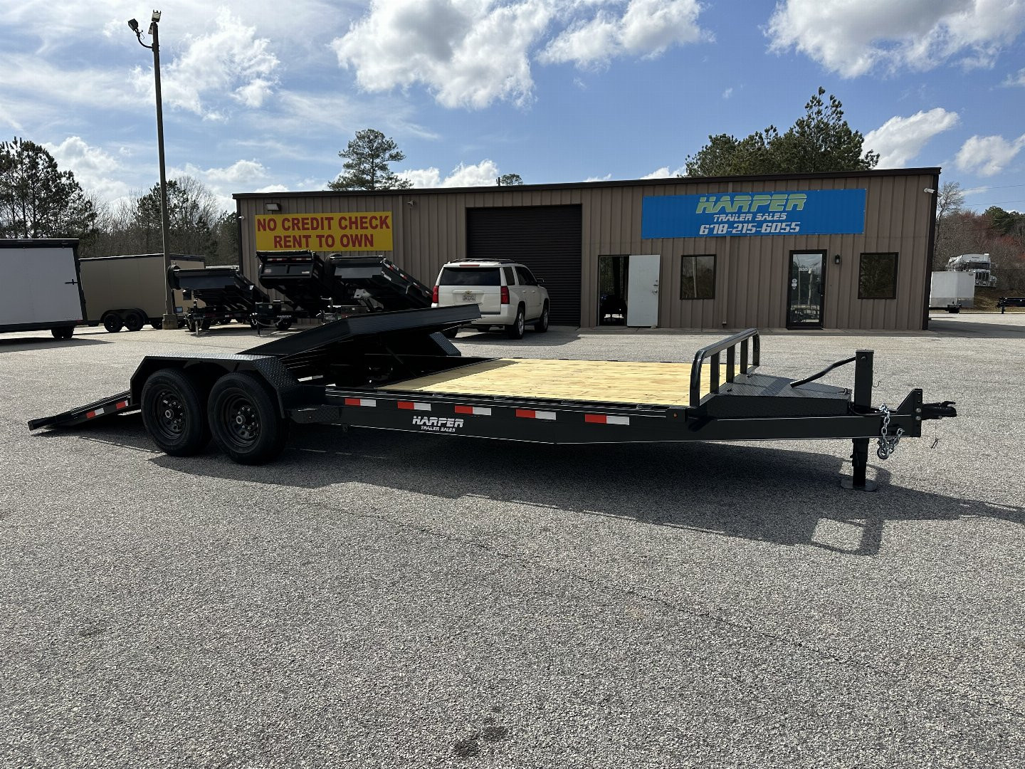 New 2025 JOBSITE 22' 15K TILT EQUIPMENT TRAILER